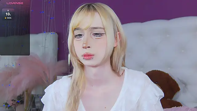 cutetomie's Webcam Show