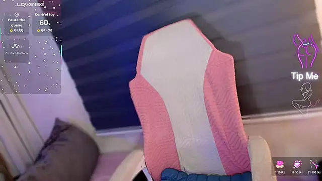 fuckingnaughtyjade – Kamerová šou