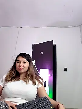 __Emma__11__Lecat_ Chat XXX live