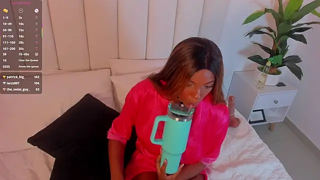 Megan_Brunette2 Chat XXX live