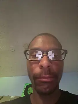 iAmNukka187 Show in webcam