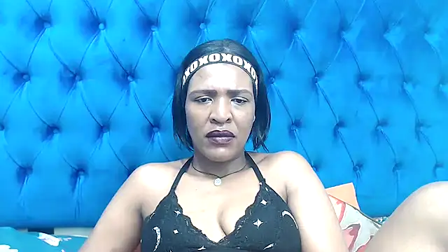 SpicyQueenxxxx Live XXX-Chat