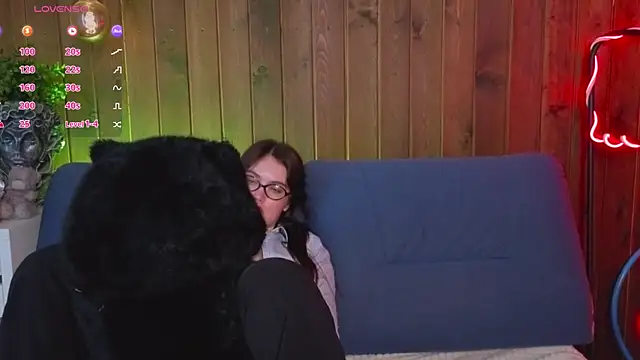 Вебкам-шоу ToshaSelinger