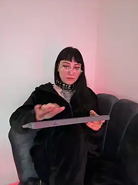 Chat XXX en directo de Ravenna666_