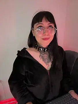 XXX chat uživo modela Ravenna666_