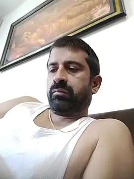 XxX_KING30 élő XXX-chatje