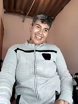 Yessi_rousse Live XXX-chat