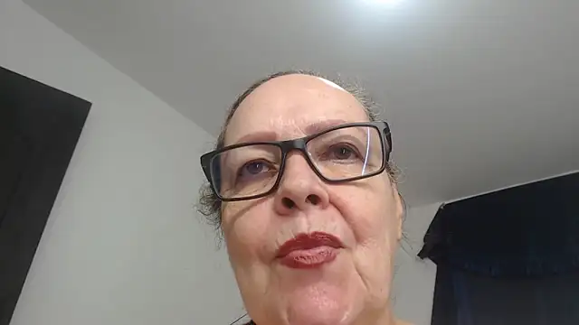 latinalili9 Live XXX-chat