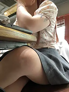 Lina-Xuka81's Live XXX Chat