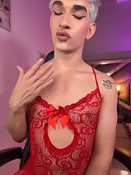 Cherry_zayden_n Webbikameraesitys