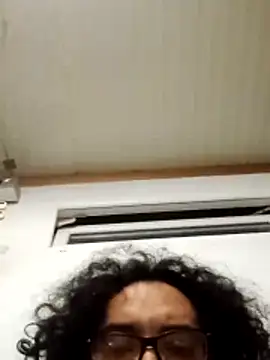 Batou1683 在線直播表演