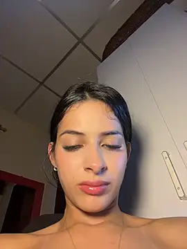 violetta-brown1のライブXXXチャット