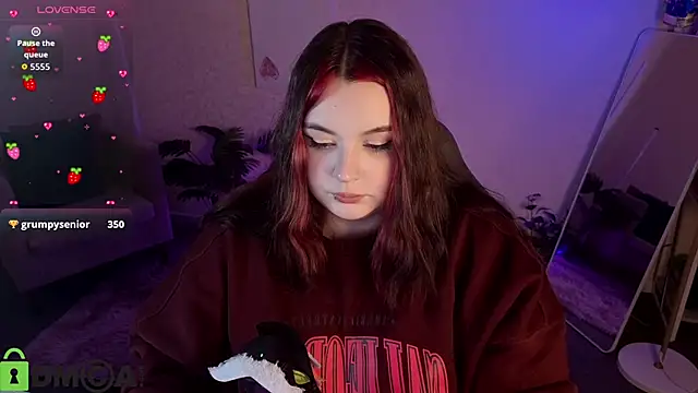 Mia_R0ssn Webbikameraesitys