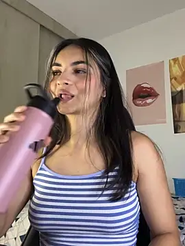 Cat2525's Live XXX Chat