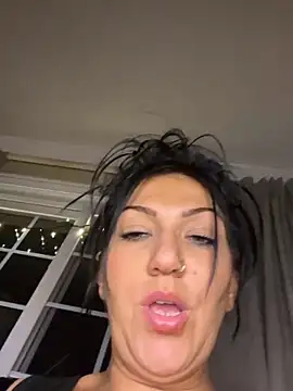 LittleMissEeve's Webcam Show