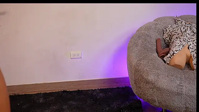 Živý XXX chat anyiled_hot