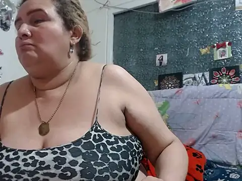 Chat XXX Live Perla1981--