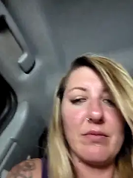 دردشة SheIsSomething الجنسية المباشرة