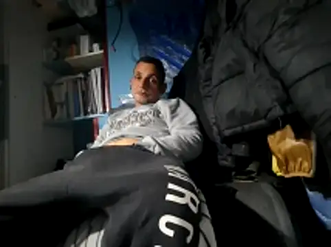 Ago991 Chat XXX live