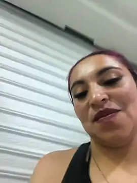 Alisson_Stonee Show in webcam