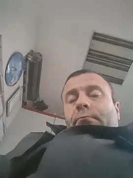 muscularsexy Adlı Modelin Web Kamerası Şovu