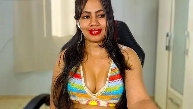 FannyXhot Adlı Modelin Canlı XXX Sohbeti