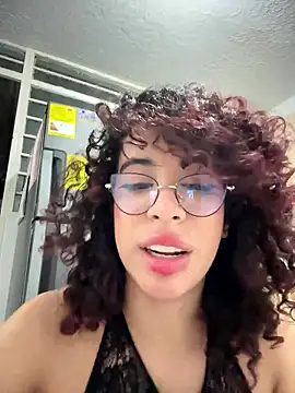 Woo_isDaphnen Live XXX chat