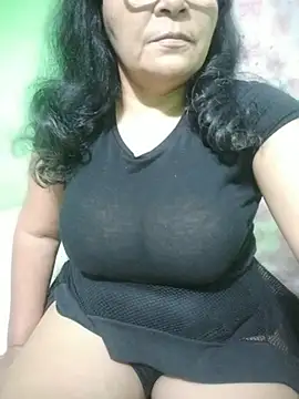 Amarantha25's Live XXX Chat