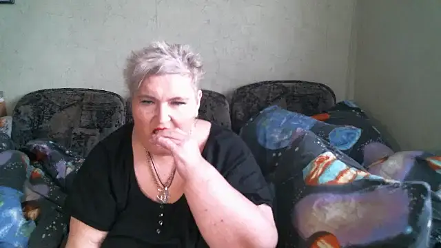 Lana555's Live XXX Chat