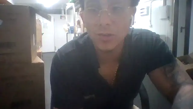 Show de webcam de YessLaEsencia