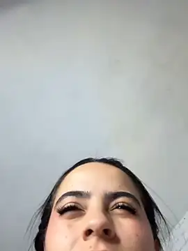 Chat +18 de Ivonneadams ao vivo