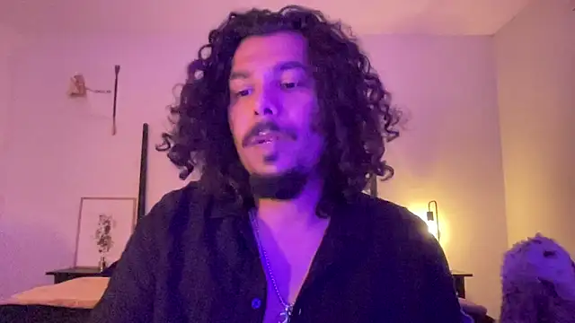 daddyvibes Adlı Modelin Canlı XXX Sohbeti