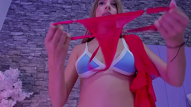 Susanaross Adlı Modelin Canlı XXX Sohbeti