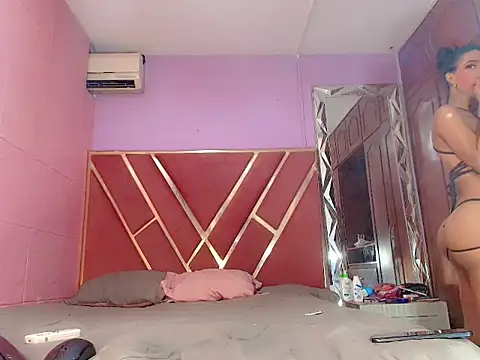 Dirty_xxx1 Show in webcam