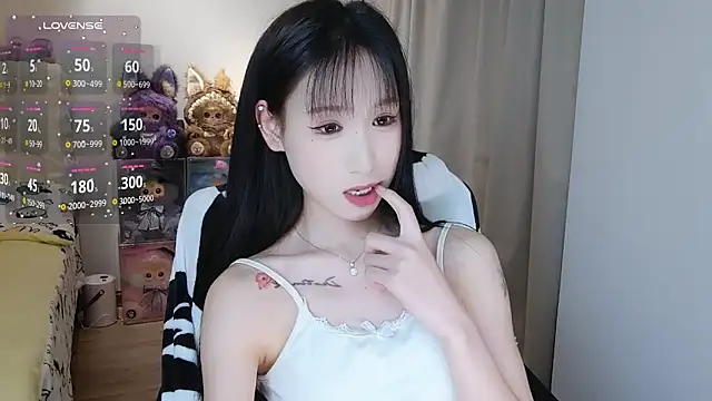 M-OTT_ Live XXX-chat