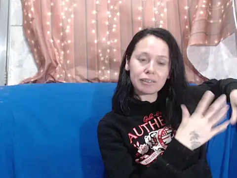 Chat +18 de Venusluxodomme ao vivo