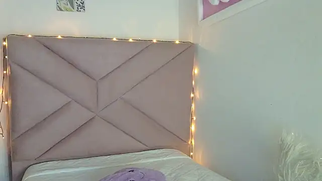 eva_sin18's Live XXX Chat