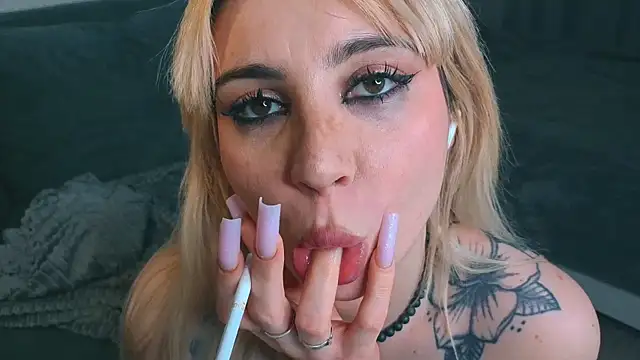 Chat XXX ao vivo de Ashley-Urban