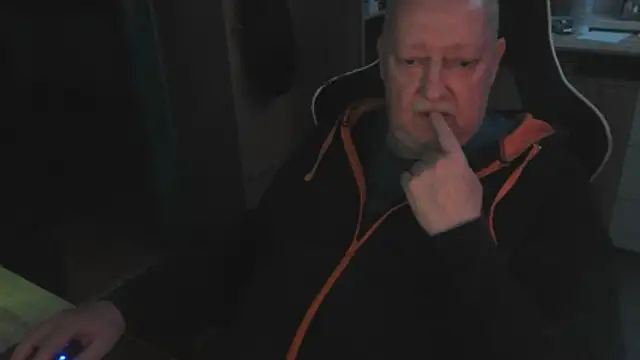 Teddybaer372 Webcam Show