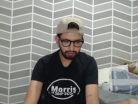 thomass1018 Webcam Show