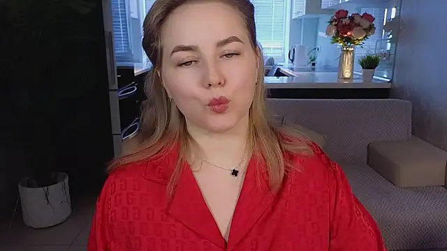 Mira_Mermayd's Live XXX Chat