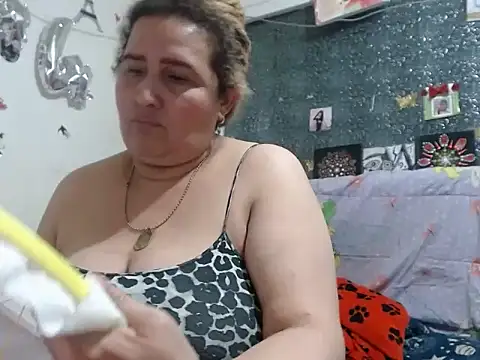 Perla1981--: онлайн-секс-чат