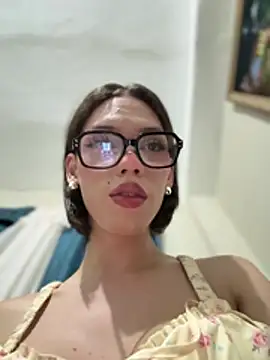 Carlita_cute's Live XXX Chat