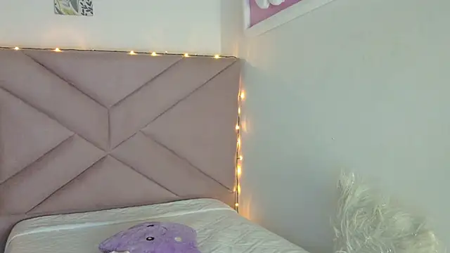 eva_sin18: απευθείας συνομιλία ΧΧΧ