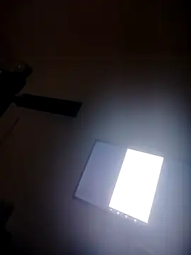 Arti2345@xh webkamerás műsora