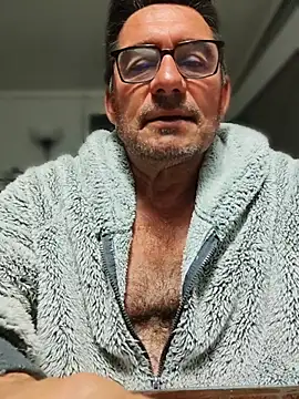 Chat +18 de phil_truck_exhib ao vivo