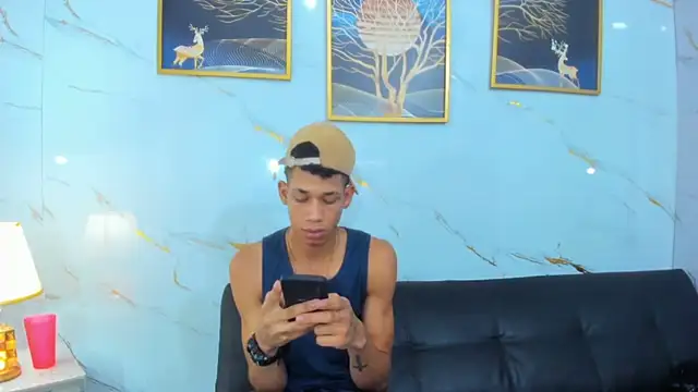 Little_nicoll Show Webcam