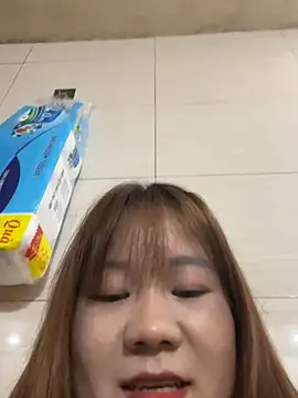 Liness101 网络视讯表演