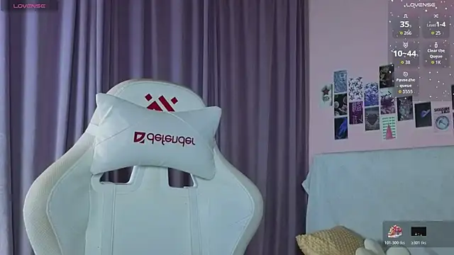 XXX chat uživo modela kaleriyaa_