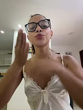 AkiraY10 Live XXX-Chat